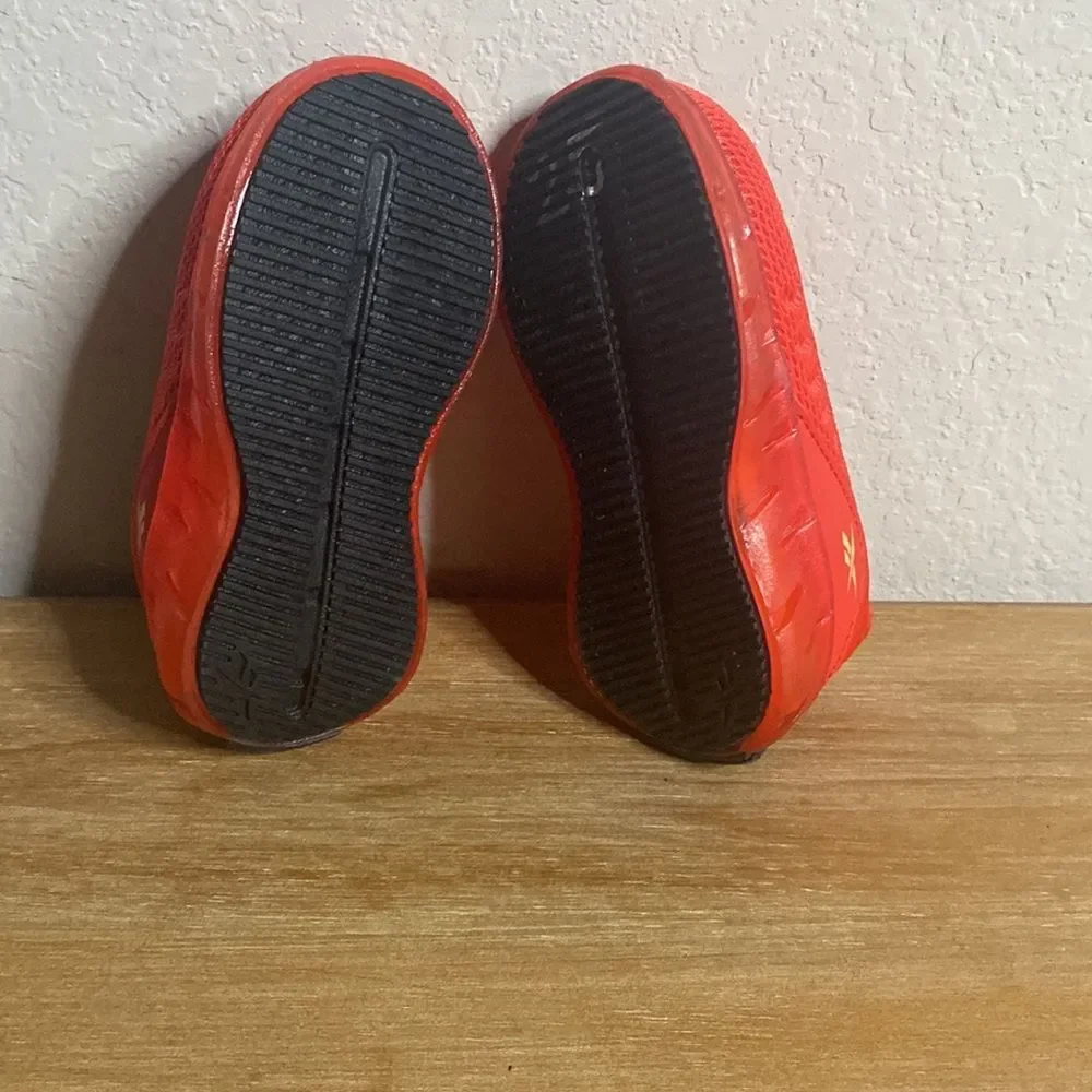 Reebok Red Zig KINETICA Infants Baby Unisex Boy Shoes Sneaker Tennis size 4
